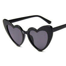 Load image into Gallery viewer, Elegant Retro Love Heart Sunglasses Women Big Frame Personality Sunglasses Fashion Cute Retro Cat Eye Vintage Sunglasses For Women and Girl
