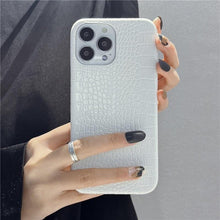 Load image into Gallery viewer, Genuine Leather Case for iPhone 13 Pro Classic Pattern Real Leather Full Coverage High-end Luxury Glossy Leather Couple Soft Case For iPhone 14 11 12 13 Pro Max 7 8 Plus 2 iPhone Cover