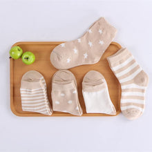 Load image into Gallery viewer, Luxury Modern 5pair Socks Set Kids Soft Cotton Socks Baby Cute Cartoon Warm Dots Fashion Sport Socks For Firls and Boys Kids