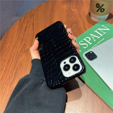 Load image into Gallery viewer, Genuine Leather Case for iPhone 13 Pro Classic Pattern Real Leather Full Coverage High-end Luxury Glossy Leather Couple Soft Case For iPhone 14 11 12 13 Pro Max 7 8 Plus 2 iPhone Cover