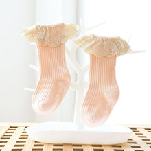 Load image into Gallery viewer, Newborn Baby Girl Socks Lace Baby Knee Socks Anti Slip Cotton Long Socks for Girls In retro Vintage Style