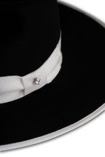 Load image into Gallery viewer, Stud- White on Black