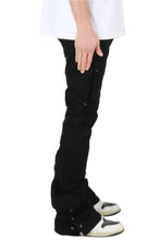 Load image into Gallery viewer, Somber Men's premium flare stacked twill cargo pant with multi functional pockets