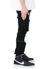 Load image into Gallery viewer, DOLCE Men's premium twill black cargo pants.