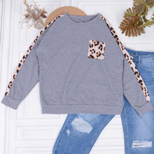 Load image into Gallery viewer, Leopard Fall Pullover