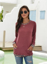 Load image into Gallery viewer, Leopard Contrast Pocket Pullover