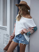 Load image into Gallery viewer, Paisley Printed Puffed Sleeve Pullover