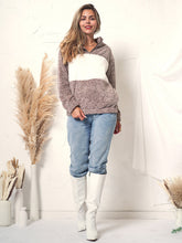 Load image into Gallery viewer, Fluffy Two Tone Quarter Zip