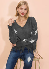 Load image into Gallery viewer, Star Pattern Frayed Hem Sweater