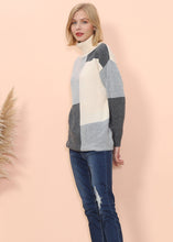Load image into Gallery viewer, Color Block Front Turtleneck Sweater