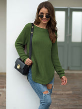 Load image into Gallery viewer, Rounded Hem Knit Sweater