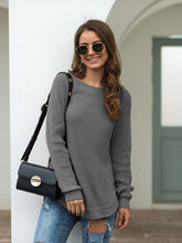 Load image into Gallery viewer, Rounded Hem Knit Sweater