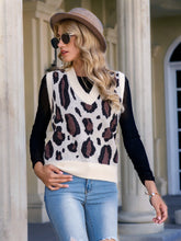Load image into Gallery viewer, Leopard Print Sweater Vest