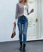 Load image into Gallery viewer, Color Block Patch Pocket Knit Sweater