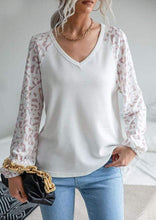 Load image into Gallery viewer, Leopard Print Sleeve Sweater