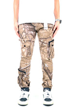 Load image into Gallery viewer, KUDO Men's premium twill forest camo pattern cargo pants.