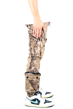 Load image into Gallery viewer, KUDO Men's premium twill forest camo pattern cargo pants.