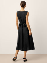 Load image into Gallery viewer, Linen-Lyocell V-Neck Sleeveless Maxi Dress WILLOW