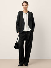 Load image into Gallery viewer, Linen-Lyocell Relaxed V-neck Tailored Blazer VERITY