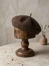 Load image into Gallery viewer, Linen Knit Beret Hat for Women Lightweight Breathable Summer Artist Cap