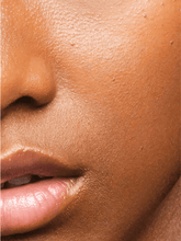 Load image into Gallery viewer, Luminous Foundation 5 – Vegan & Natural | BYMANYC ® New York