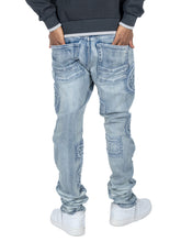 Load image into Gallery viewer, M1945 Mancini Jeans - Light Wash