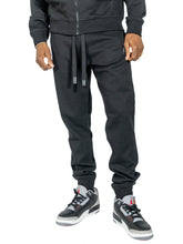 Load image into Gallery viewer, M6335 Essential Fleece Jogger Pants - Black