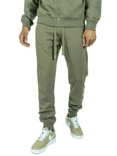 Load image into Gallery viewer, M6335 Essential Fleece Jogger Pants - Olive