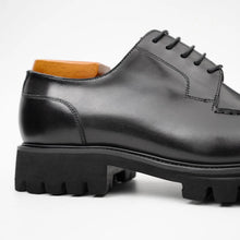 Load image into Gallery viewer, Men's Classic Black Derby Leather Shoes with Lug Sole