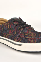 Load image into Gallery viewer, Mens Aztec Print Canvas Sneaker