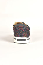 Load image into Gallery viewer, Mens Aztec Print Canvas Sneaker