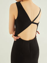 Load image into Gallery viewer, Asymmetrical geometric concept hallowed back pencil skirt satin prom dress
