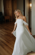 Load image into Gallery viewer, Goddess off-the-shoulder Simple Satin Wedding Dress small train with Tulle Ribbon