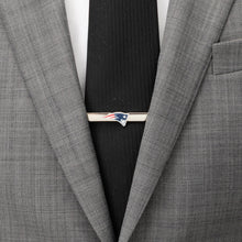 Load image into Gallery viewer, NFL New England Patriots Cufflinks and Tie Clip Gift Set