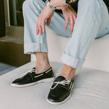 Load image into Gallery viewer, Men's Black Pebbled Leather Barca Yacht Loafer