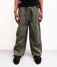 Load image into Gallery viewer, NOIR STRIPED LOUNGE PANTS (UNISEX)
