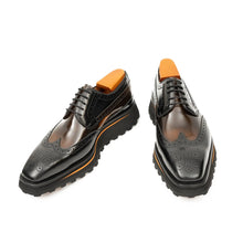 Load image into Gallery viewer, Patent leather shoes Platform brogues Black