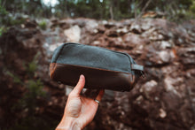 Load image into Gallery viewer, Dopp Kit