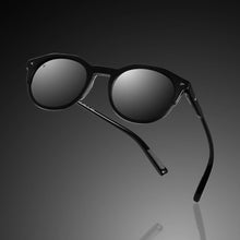 Load image into Gallery viewer, The Quincy - Black Mirror