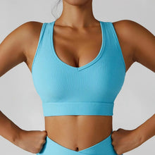 Load image into Gallery viewer, 3-Piece Seamless Yoga Set – Jacket, Bra & Leggings