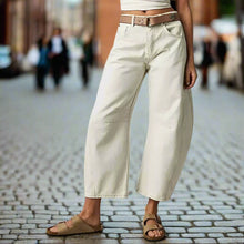 Load image into Gallery viewer, Women’s Mid Rise Wide Leg Jeans