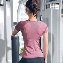Load image into Gallery viewer, 🖤 Plus Size Women's Sports T-Shirt – Breathable Yoga & Running Top