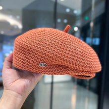 Load image into Gallery viewer, Women’s Pleated Paper Straw Beret