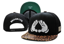 Load image into Gallery viewer, Classic Snapback Hat – Flat Bill Adjustable Baseball Cap
