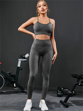 Load image into Gallery viewer, 🧘♀️ 2-Piece Women's Seamless Yoga Set