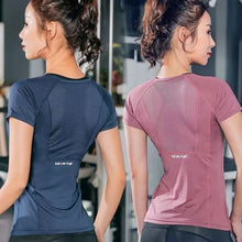 Load image into Gallery viewer, 🖤 Plus Size Women's Sports T-Shirt – Breathable Yoga & Running Top