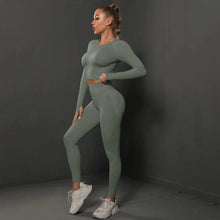 Load image into Gallery viewer, Women's Seamless Long Sleeve Yoga Top