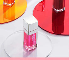 Load image into Gallery viewer, Moisturizing Lip Balm Oil - Plumping Exfoliating Lip Gloss