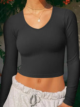 Load image into Gallery viewer, SculptFit Long Sleeve Yoga Crop Top
