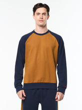 Load image into Gallery viewer, Suonare Crewneck- Bronze Brown